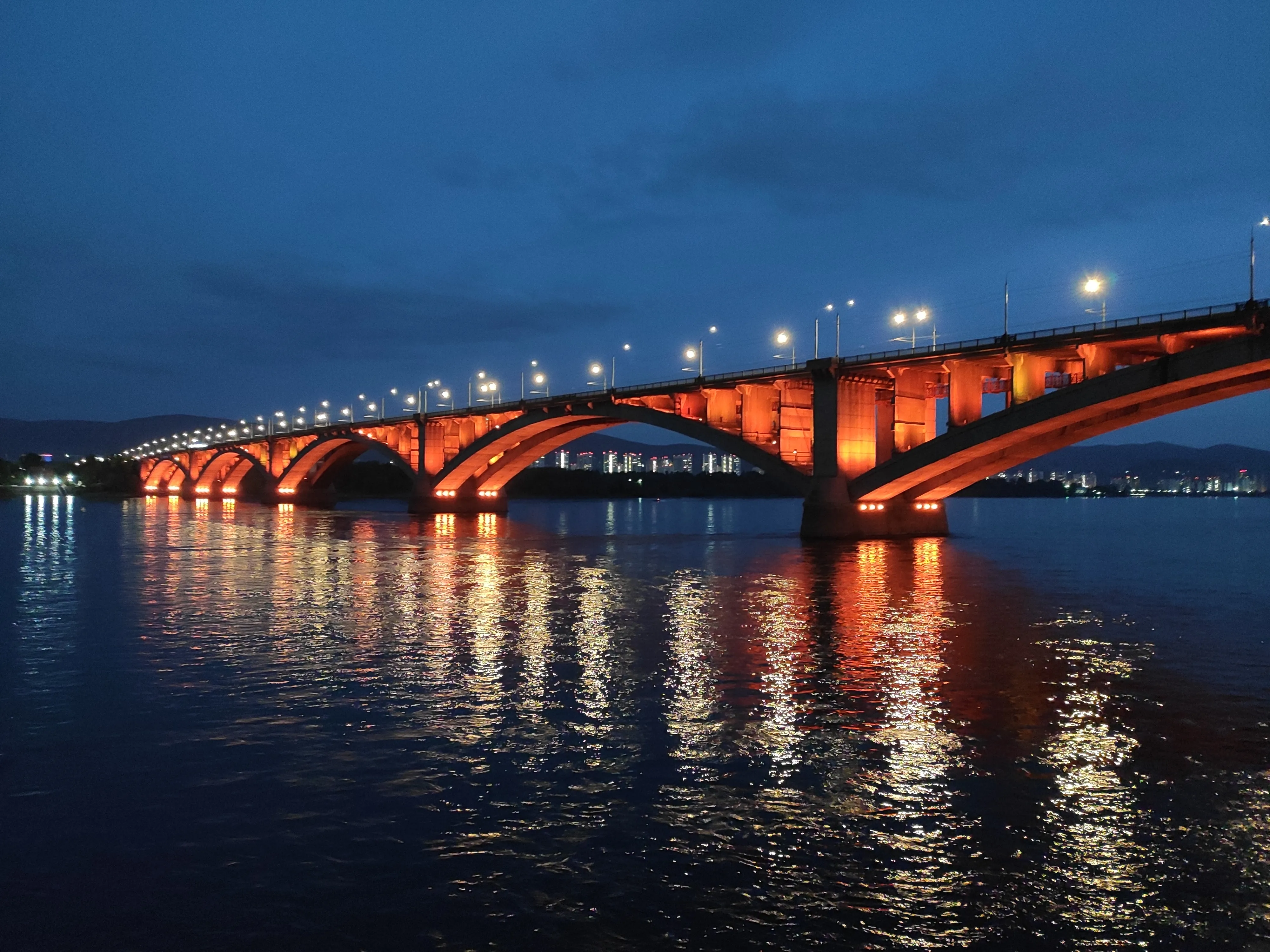Мост, который не спит
