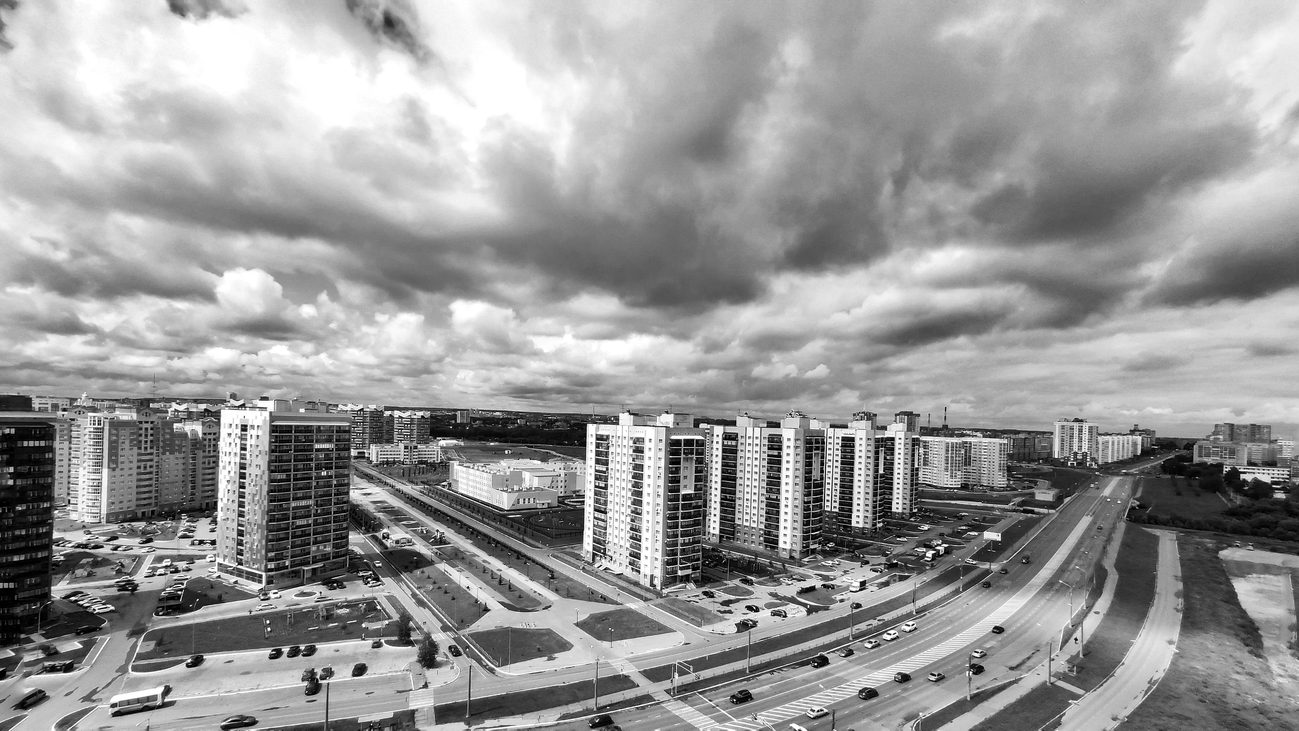 Город в дорожной петле