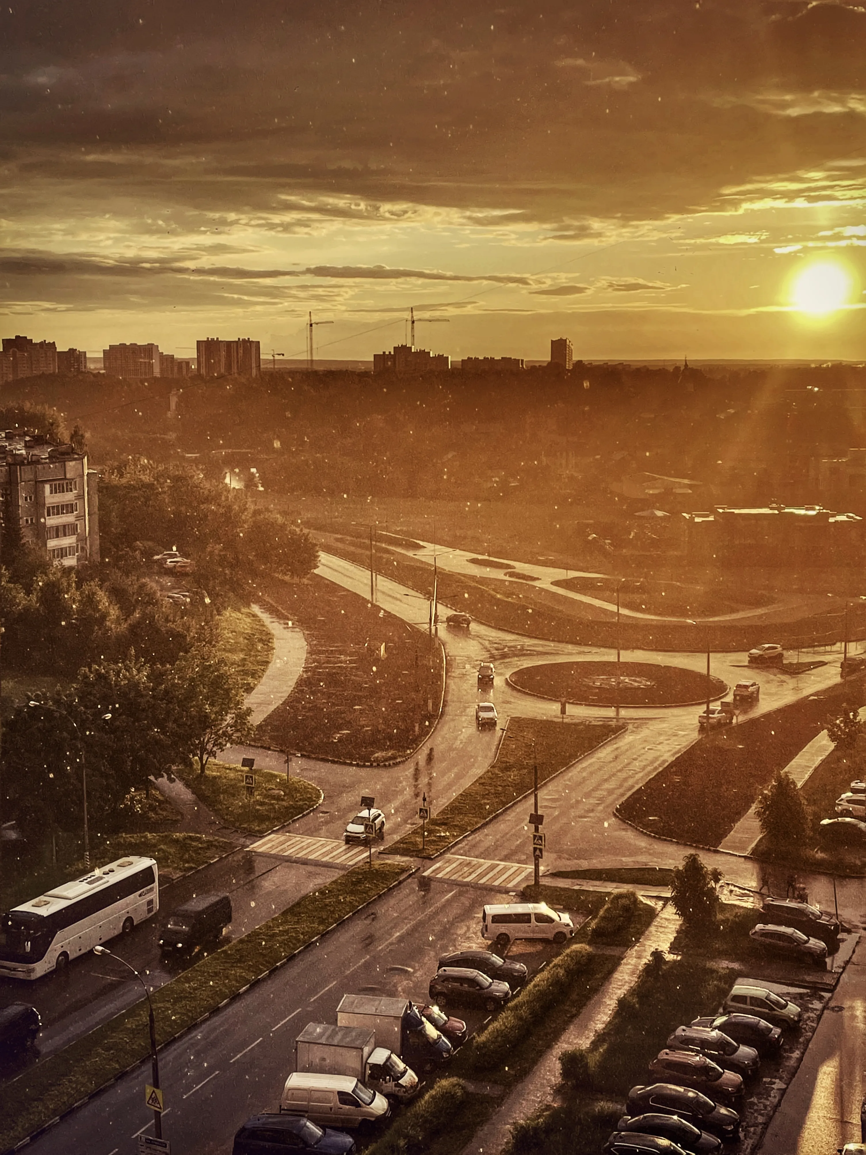 Ливень в солнечный день
