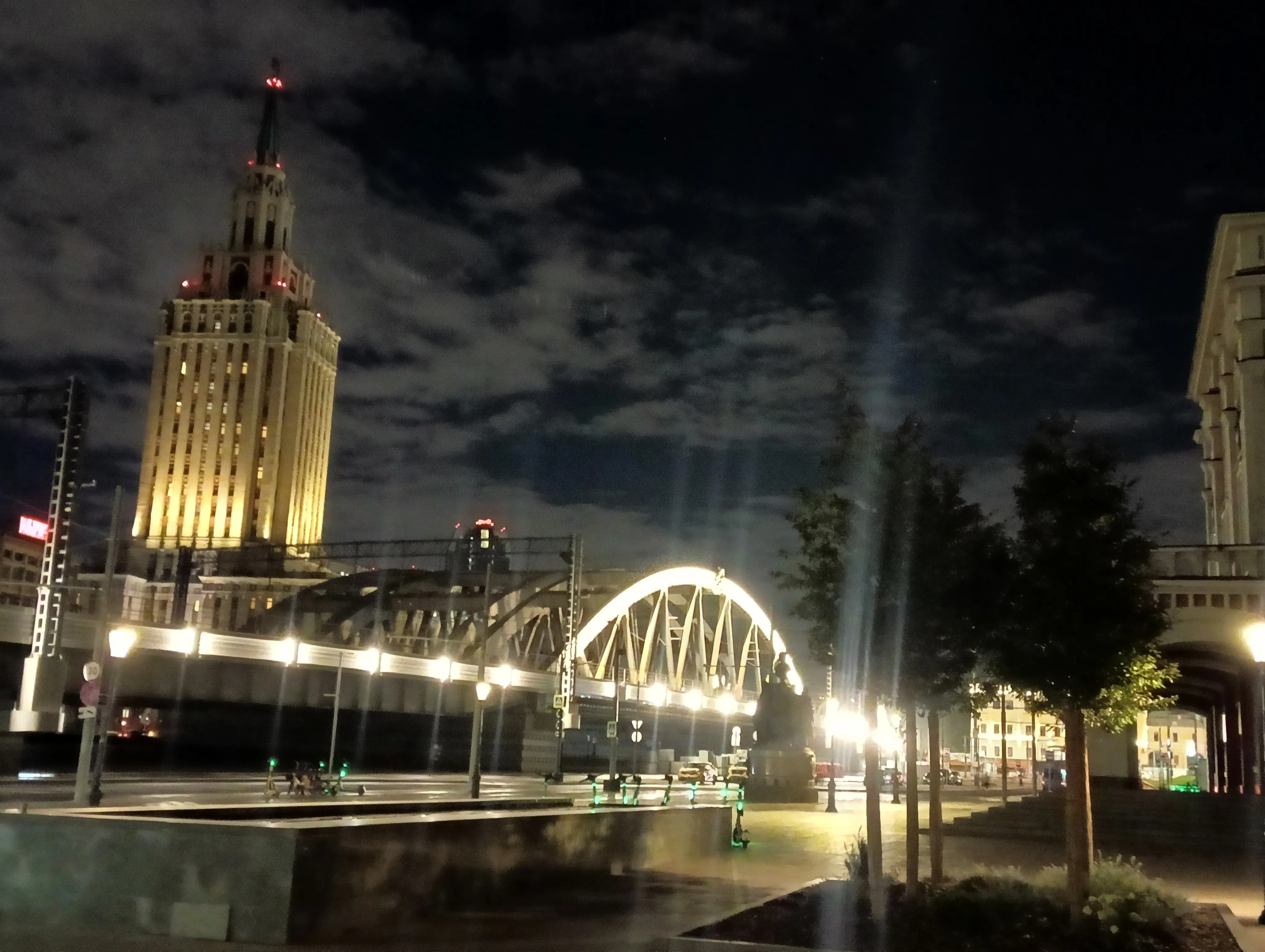 Казанский вокзал. Ночь