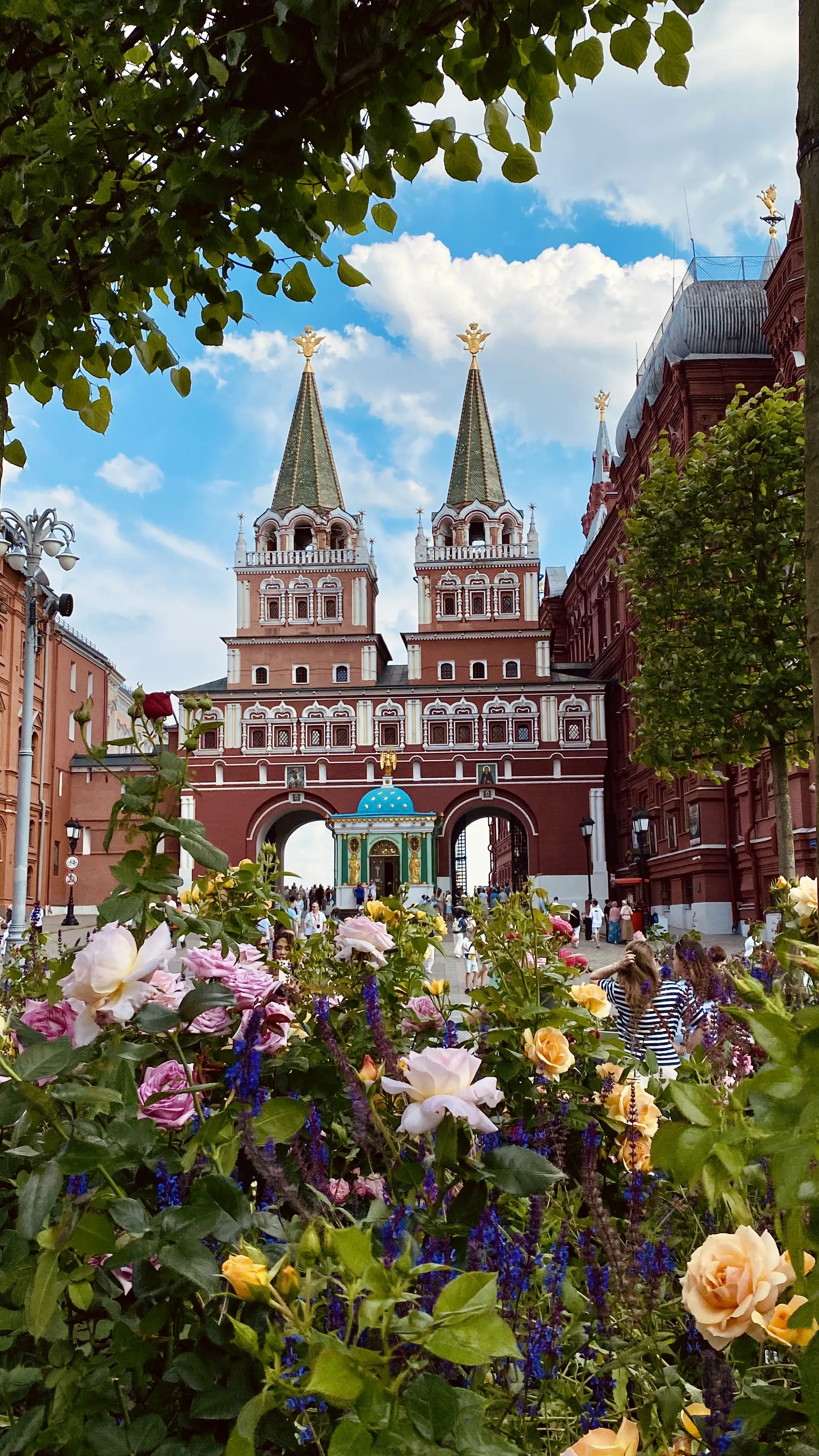 Москва нарядная